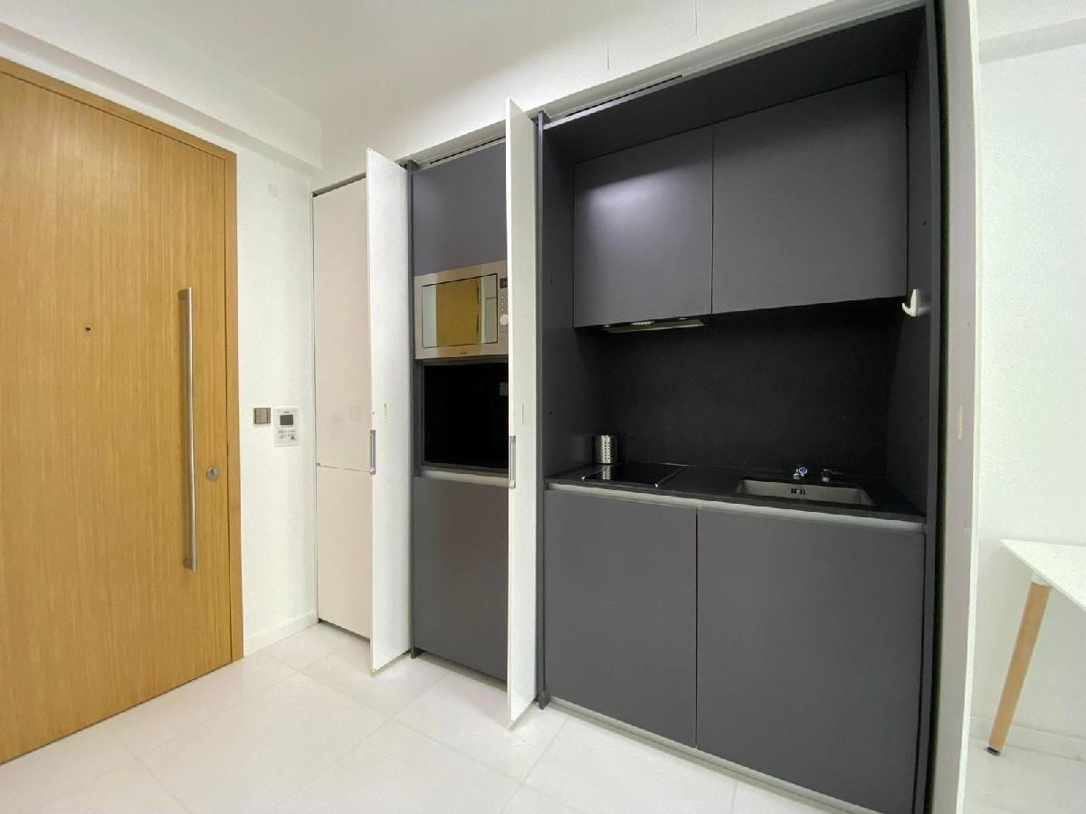 26 Newton Condominium For Sale, $1,350,000, 2 Bed 2 Bath 560 sqft $2,411.00 psf