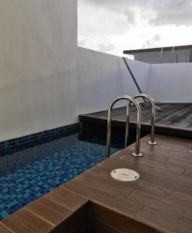 One Robey Condominium For Sale, $1,900,000, 3 Bed 2 Bath 1,248 sqft $1,522.00 psf