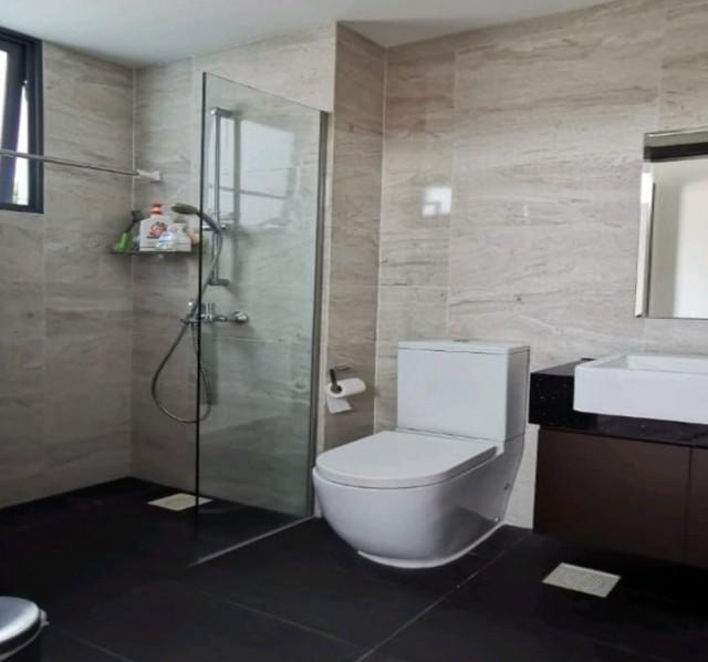 One Robey Condominium For Sale, $1,900,000, 3 Bed 2 Bath 1,248 sqft $1,522.00 psf