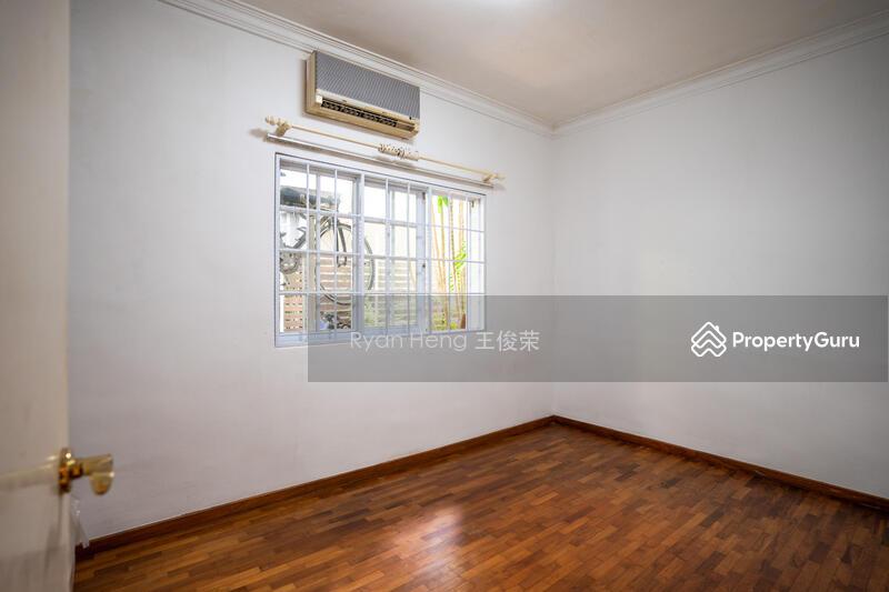 Semi-Detached for Sale: D16, 487145