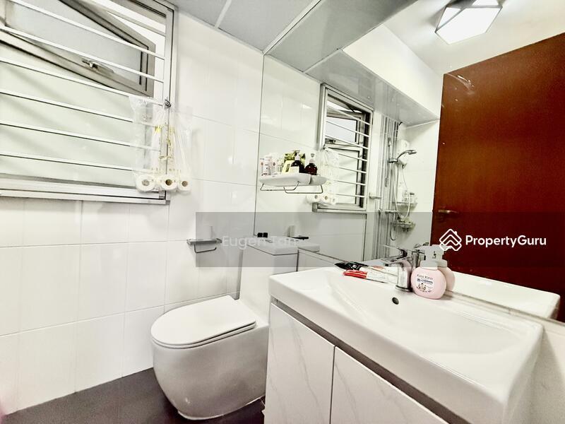 HDB Flat for Sale: Yishun, D27, 761674