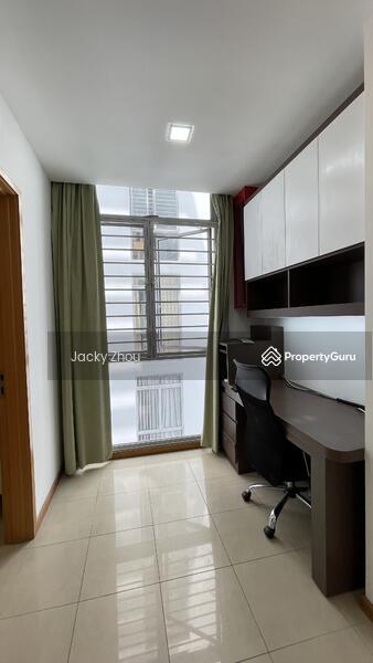 Condominium for Sale, The Lakeshore, SGD 1,420,000 | 99-year lease
