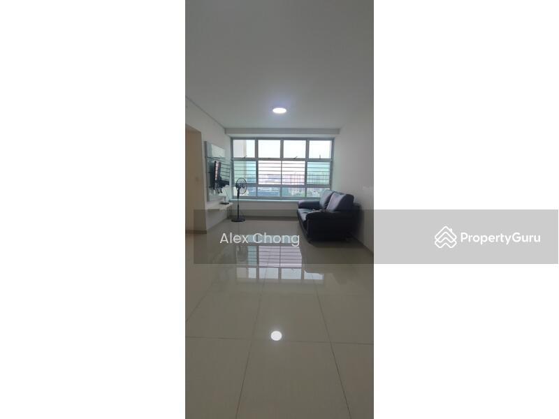 HDB Flat for Sale, 61A Strathmore Avenue, SGD 1,100,000 | 99-year lease