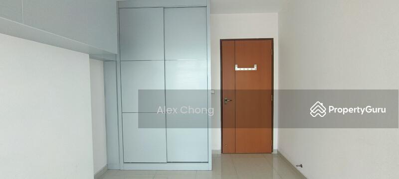 HDB Flat for Sale, 61A Strathmore Avenue, SGD 1,100,000 | 99-year lease