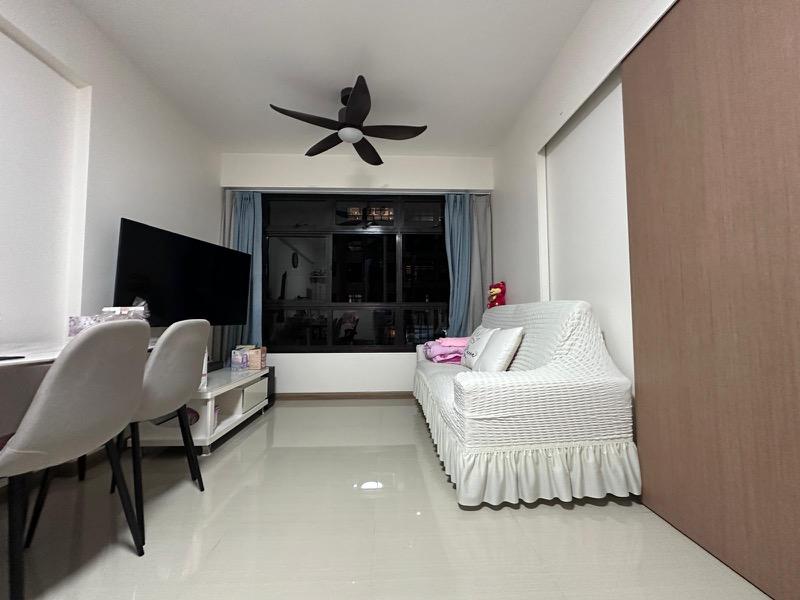 Prop-GPT: HDB Apartment: D28 Seletar 455B Sengkang West Avenue