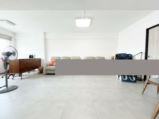Prop-GPT: HDB Apartment: D22 Boon Lay 949 Jurong West Street 91