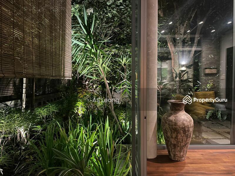 Detached for Sale,  Resort-Inspired Bungalow – A Hidden Tropical Gem Near the City , SGD 12,588,000 | Freehold