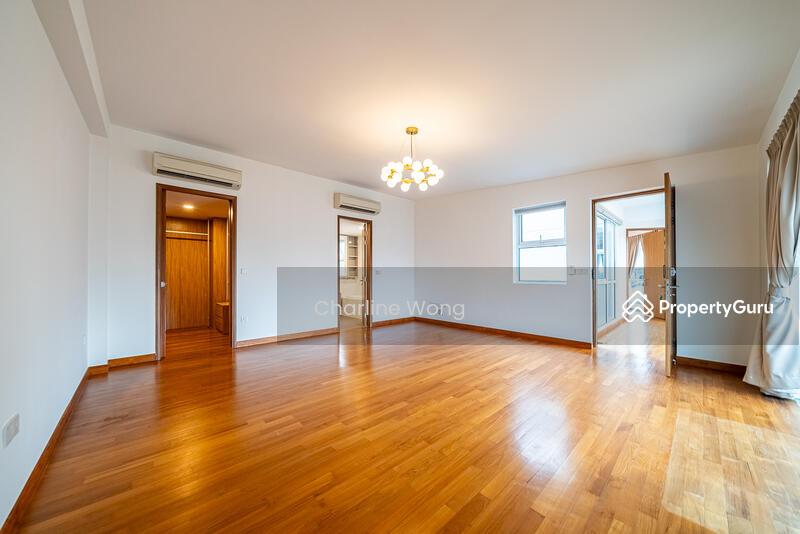 Corner Terrace for Sale: D16, 489790