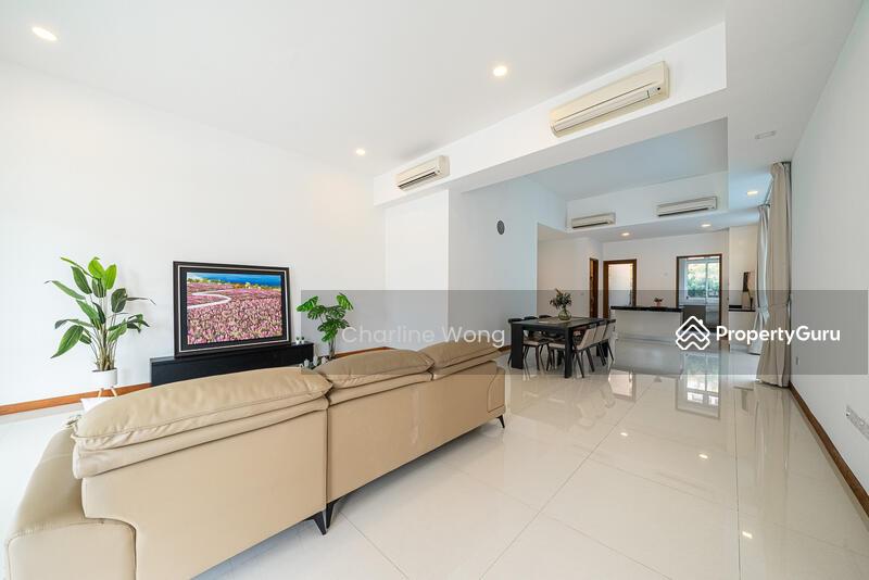 Corner Terrace for Sale: D16, 489790