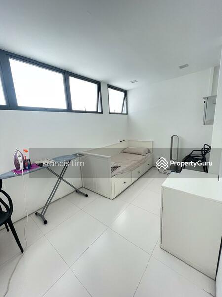 Semi-Detached for Sale: D15, 467461