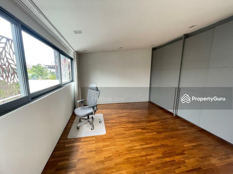Semi-Detached for Sale: D15, 467461