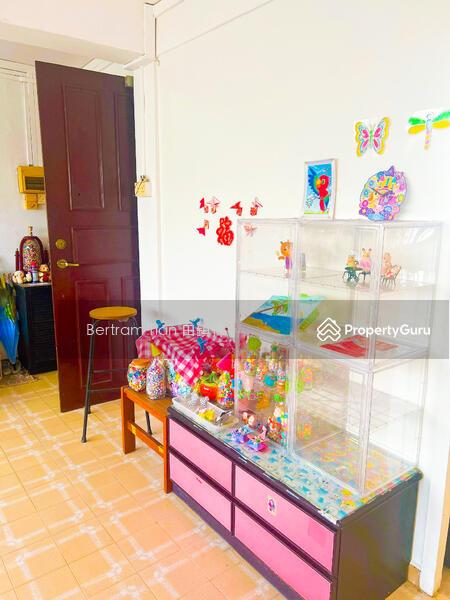 HDB Flat for Sale, 185 Toa Payoh Central, SGD 425,000 | 99-year lease