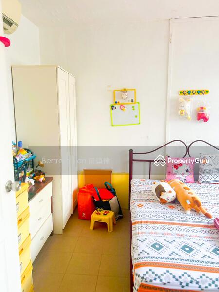 HDB Flat for Sale, 185 Toa Payoh Central, SGD 425,000 | 99-year lease