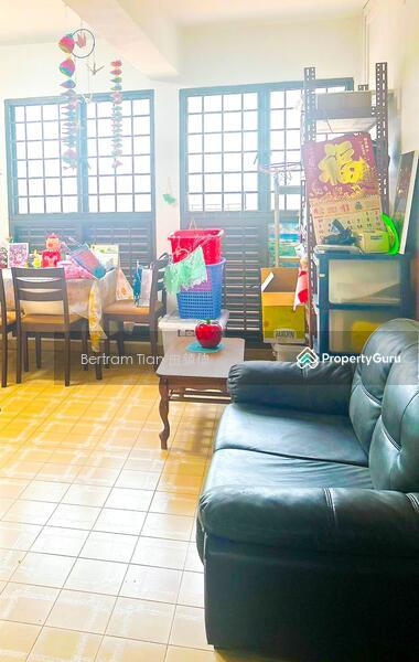 HDB Flat for Sale, 185 Toa Payoh Central, SGD 425,000 | 99-year lease