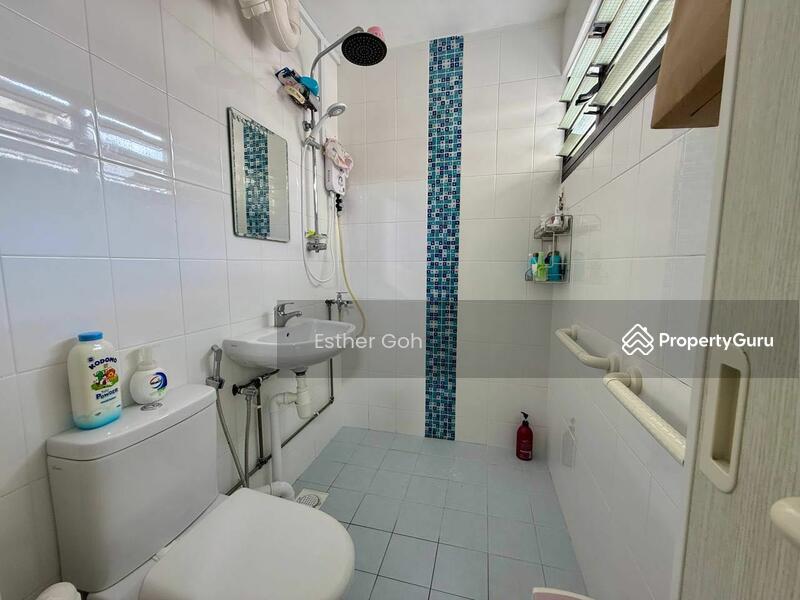 HDB Flat for Sale, 265 Yishun Street 22, SGD 500,000 | 99-year lease