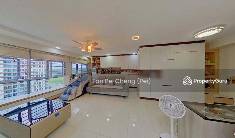 Prop-GPT: HDB Flat: D19 Punggol 684A Edgedale Plains