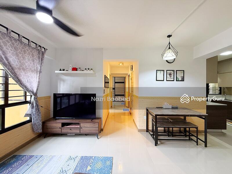 Prop-GPT: HDB Flat: D28 Seletar 457B Sengkang West Road