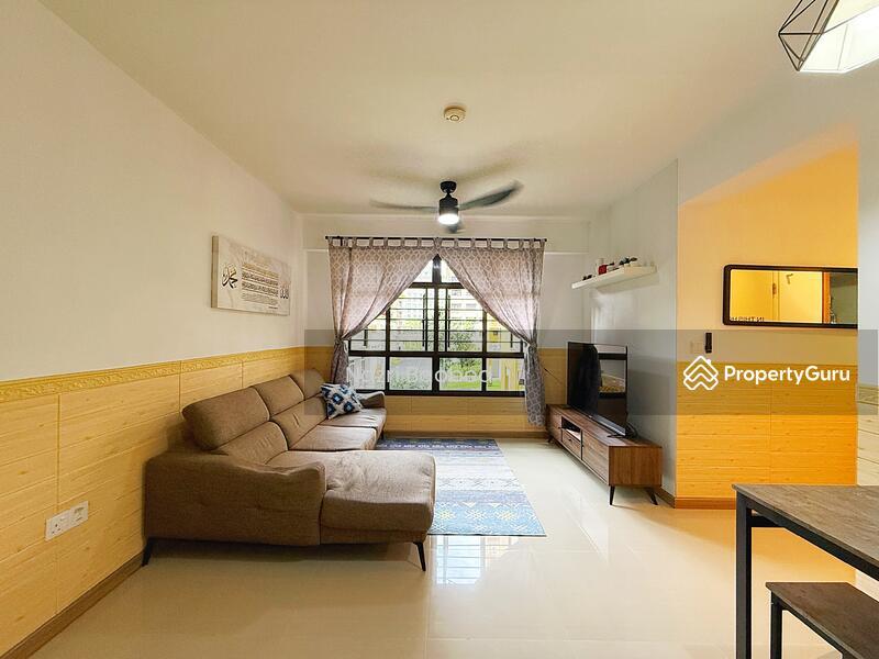 HDB Flat for Sale: Seletar, D28, 792457
