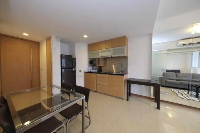 Apartment for Sale, The Clift Apartment For Sale, $1,080,000, 1 Bed 1 Bath 527 sqft $2,049.00 psf, SGD 1,080,000 | 99-year Leasehold