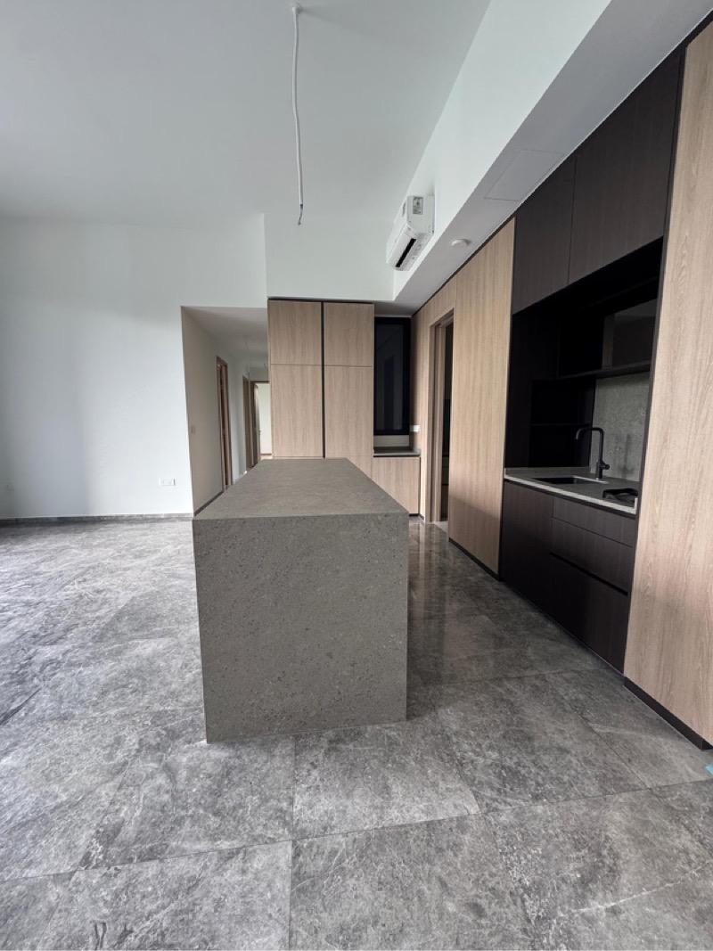 Condominium for Sale: D21, 599973