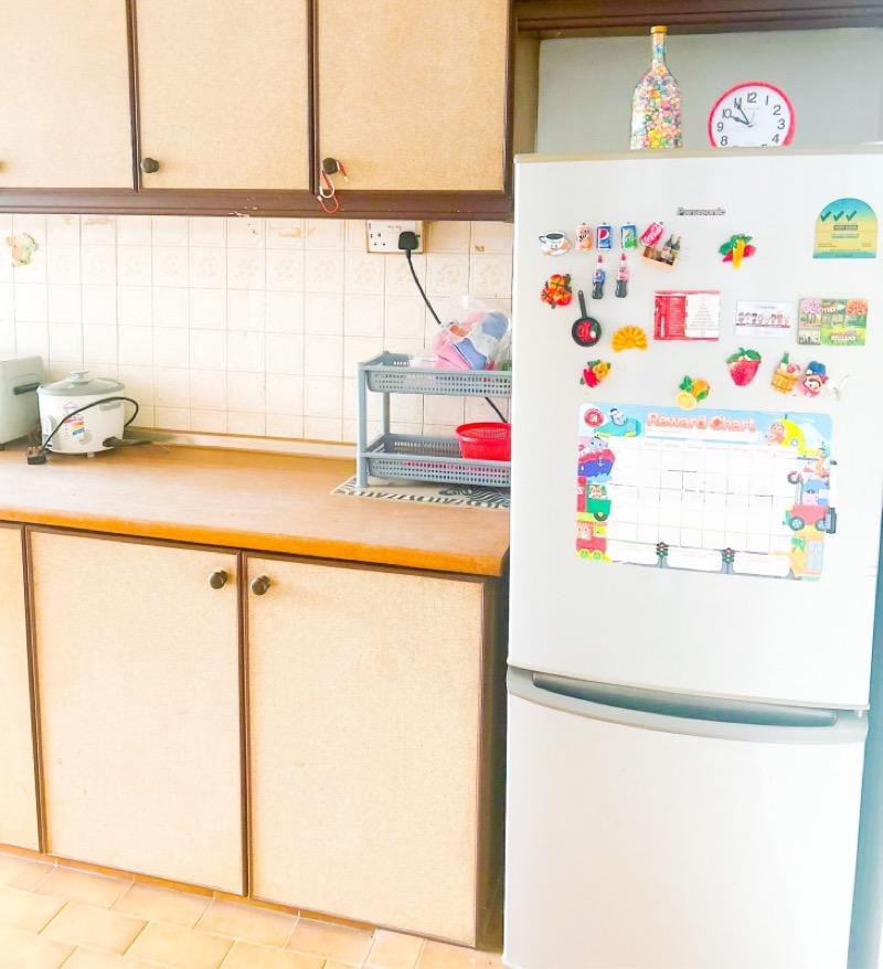 HDB Apartment for Sale, 185 Toa Payoh Central HDB Apartment For Sale, $425,000, 2 Bed 1 Bath 721 sqft $589.00 psf, SGD 425,000 | 99-year Leasehold