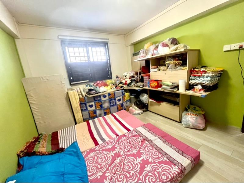 HDB Apartment for Sale, 69 Lorong 4 Toa Payoh HDB Apartment For Sale, $399,999, 2 Bed 1 Bath 64 sqft $6,250.00 psf, SGD 399,999 | 99-year Leasehold