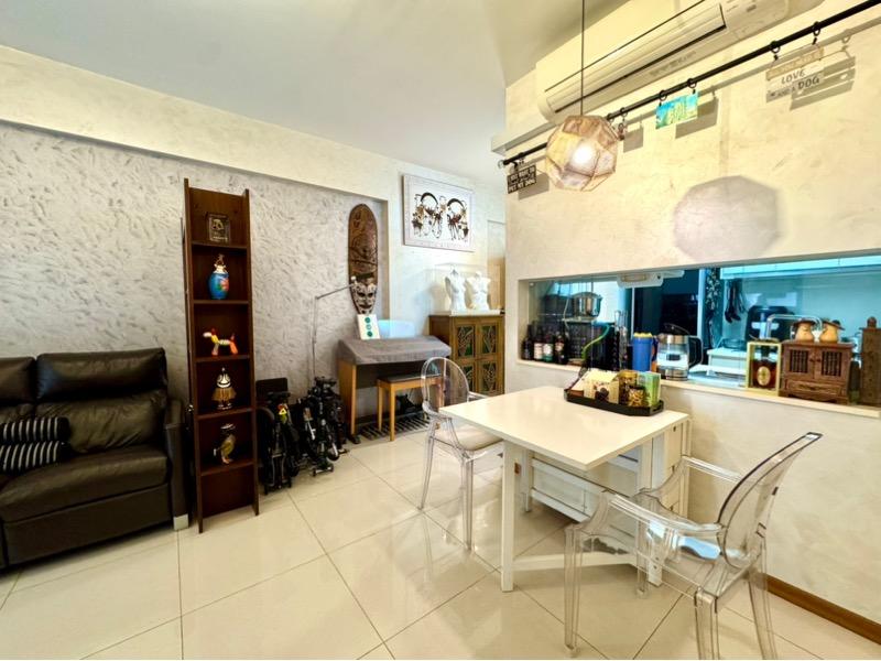 HDB Apartment for Sale, 519B Tampines Central 8 HDB Apartment For Sale, $820,000, 3 Bed 2 Bath 904 sqft $907.00 psf, SGD 820,000 | 99-year Leasehold