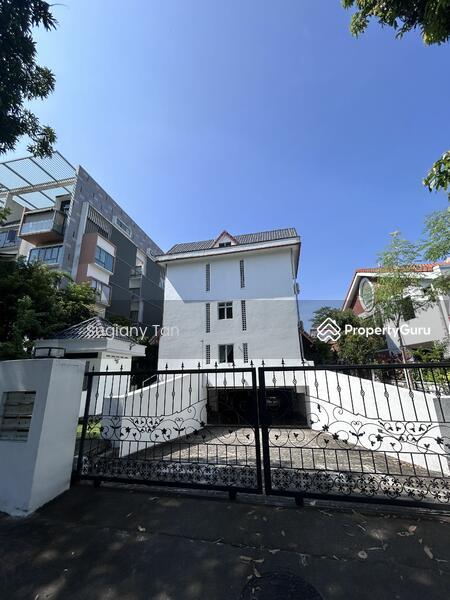 Town House for Sale, Affordable Townhouse Near mrt Available, SGD 3,000,000 | Freehold
