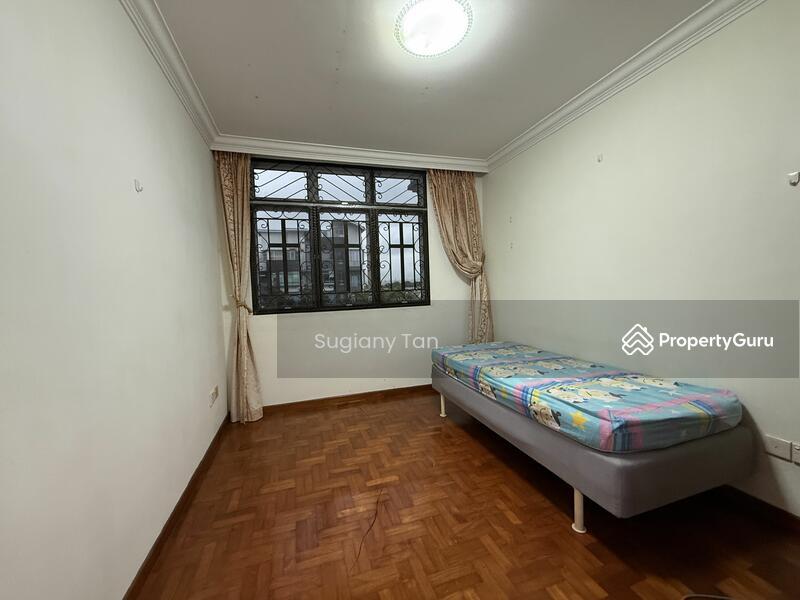 Town House for Sale, Affordable Townhouse Near mrt Available, SGD 3,000,000 | Freehold