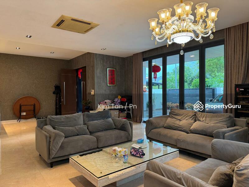 Prop-GPT: Semi-Detached: D27  Sembawang Shopping Centre Freehold Semi-D for sale