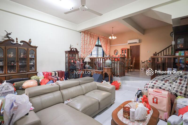 Prop-GPT: Corner Terrace: D16  Bedok Ria