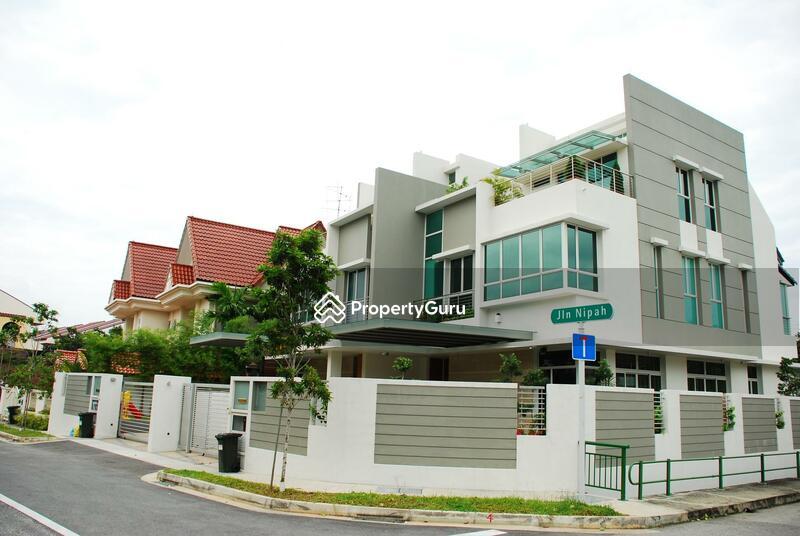 Corner Terrace for Sale: D16, 489699