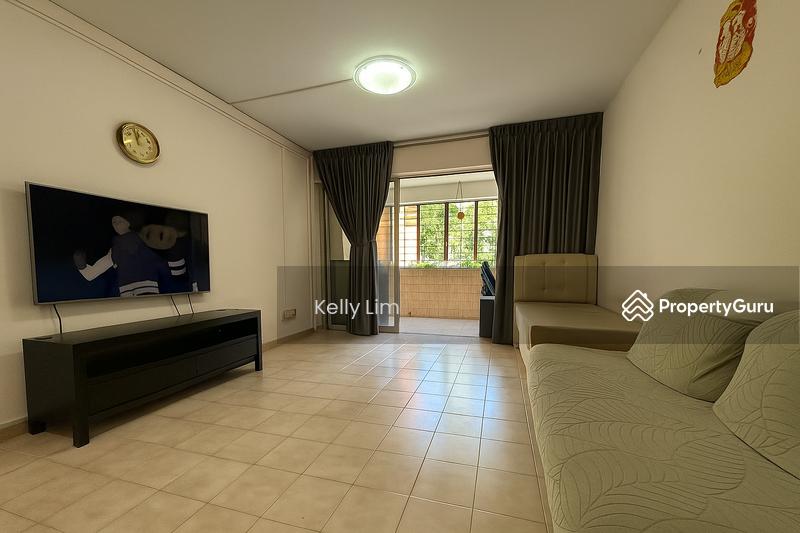 Prop-GPT: HDB Flat: D22  246 Jurong East Street 24