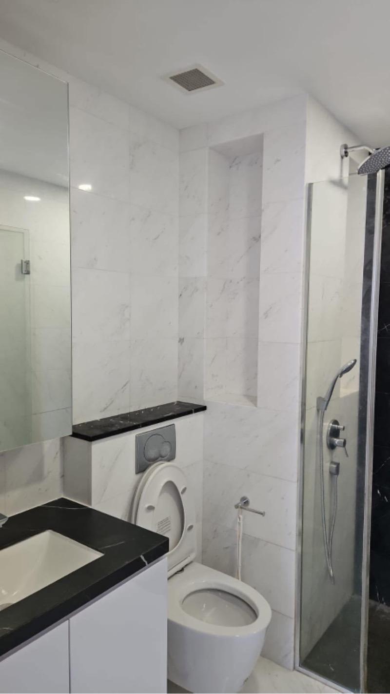 Apartment for Sale, Spottiswoode 18 Apartment For Sale, $1,068,000, 1 Bed 1 Bath 388 sqft $2,753.00 psf, SGD 1,068,000 | Freehold