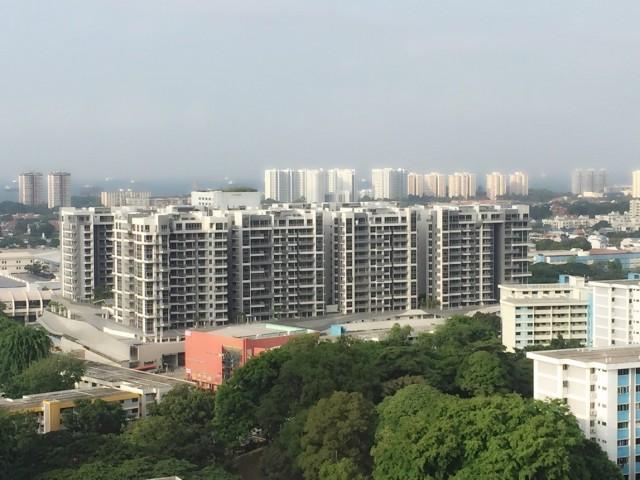 Condominium for Sale, Bedok Residences Condominium For Sale, $2,300,000, 3 Bed 3 Bath 1,110 sqft $2,072.00 psf, SGD 2,300,000 | 99-year Leasehold