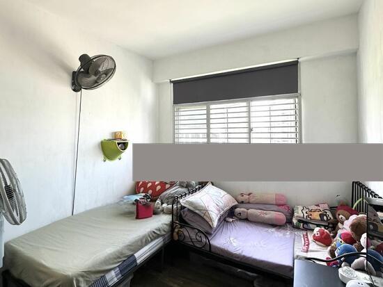 HDB Apartment for Sale, 150A Corporation Drive HDB Apartment For Sale, $510,000, 2 Bed 2 Bath 678 sqft $752.00 psf, SGD 510,000 | 99-year Leasehold