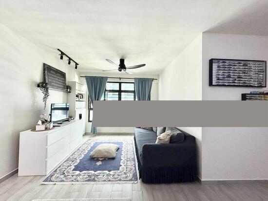 809A Choa Chu Kang Avenue 1 HDB Apartment For Sale, $610,000, 3 Bed 2 Bath 990 sqft $616.00 psf