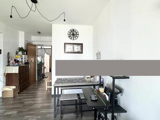 HDB Apartment for Sale, 150A Corporation Drive HDB Apartment For Sale, $510,000, 2 Bed 2 Bath 678 sqft $752.00 psf, SGD 510,000 | 99-year Leasehold
