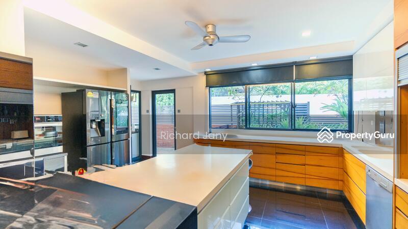 Detached for Sale,  Rare corner f'hold bungalow 3 storey mixed landed zone with development potential @ $1,492 psf, SGD 11,180,000 | Freehold
