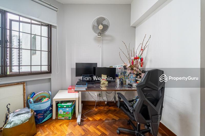 Condominium for Sale, Parc Oasis, SGD 1,980,000 | 99-year lease