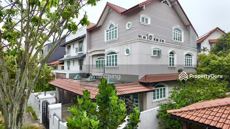 Prop-GPT: Semi-Detached: D16  Wide & Squarish 3 Storey Semi-D with 7+1 Bedrms & 2-3 parking lots at Upp East Coast