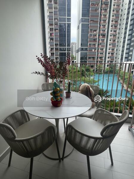 Prop-GPT: Condominium: D19  Riverfront Residences
