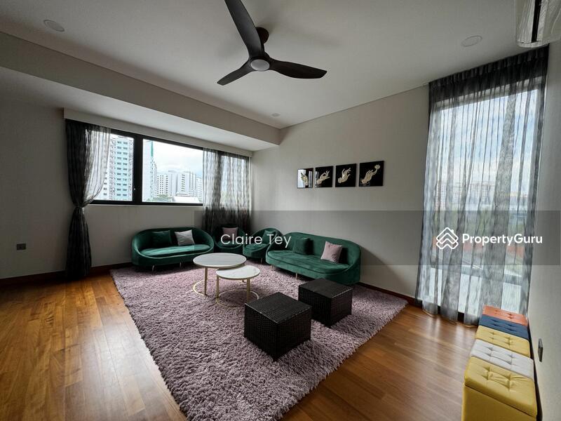 Detached for Sale, D19 Modern Detached with 8 + 1 bedrooms 8 baths. Comes with swimming pool and lift, SGD 8,988,888