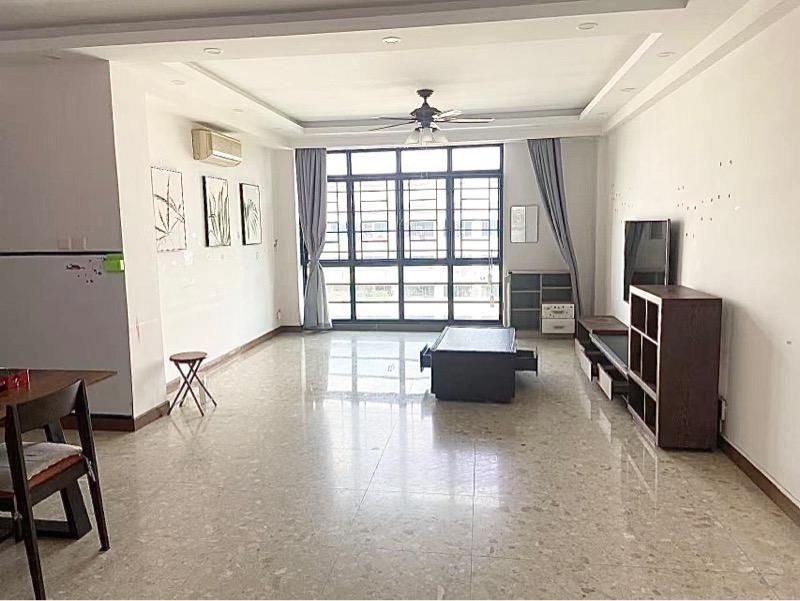 Prop-GPT: Condominium: D23  Chestervale