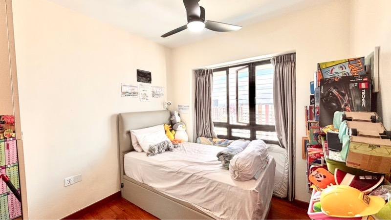 HDB Apartment for Sale, 88 Dawson Road HDB Apartment For Sale, $1,180,000, 3 Bed 2 Bath 893 sqft $1,321.00 psf, SGD 1,180,000 | 99-year Leasehold