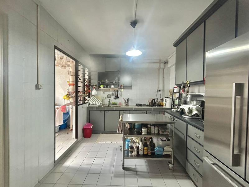 HDB Apartment for Sale, 507 Serangoon North Avenue 4 HDB Apartment For Sale, $898,000, 4 Bed 2 Bath 1,291 sqft $696.00 psf, SGD 898,000 | 99-year Leasehold