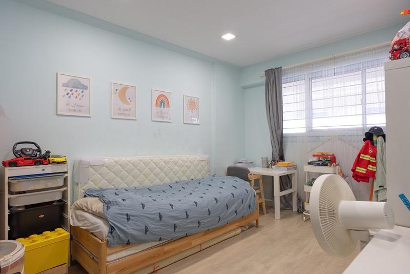 HDB Apartment for Sale, 270 Yishun Street 22 HDB Apartment For Sale, $440,000, 2 Bed 2 Bath 785 sqft $561.00 psf, SGD 440,000 | 99-year Leasehold