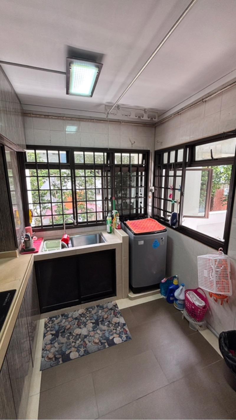 HDB Apartment for Sale, 115C Yishun Ring Road HDB Apartment For Sale, $500,000, 3 Bed 2 Bath 968 sqft $517.00 psf, SGD 500,000 | 99-year Leasehold