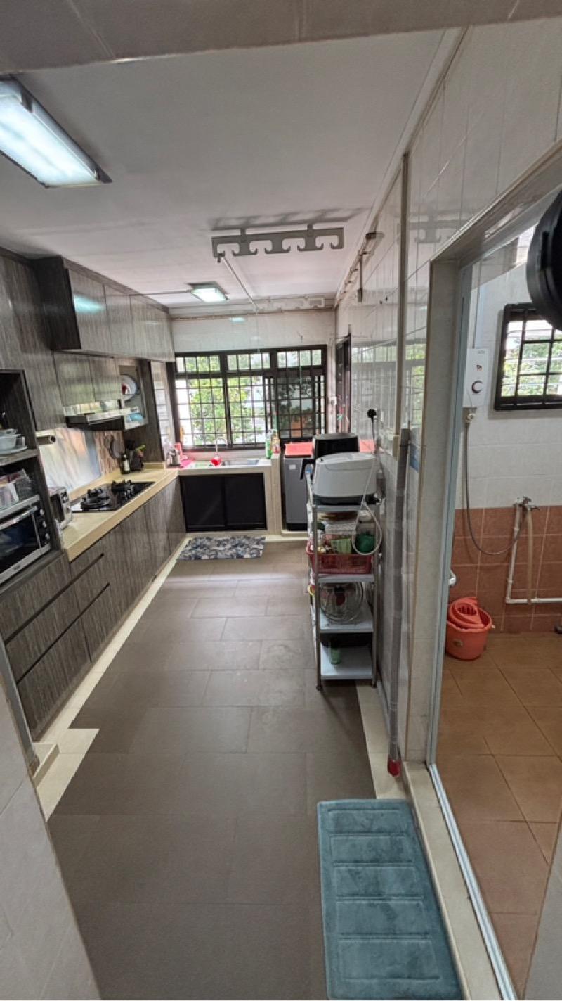 HDB Apartment for Sale, 115C Yishun Ring Road HDB Apartment For Sale, $500,000, 3 Bed 2 Bath 968 sqft $517.00 psf, SGD 500,000 | 99-year Leasehold