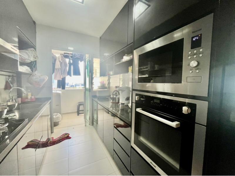 8C Upper Boon Keng Road HDB Apartment For Sale, $1,400,000, 3 Bed 2 Bath 1,022 sqft $1,370.00 psf